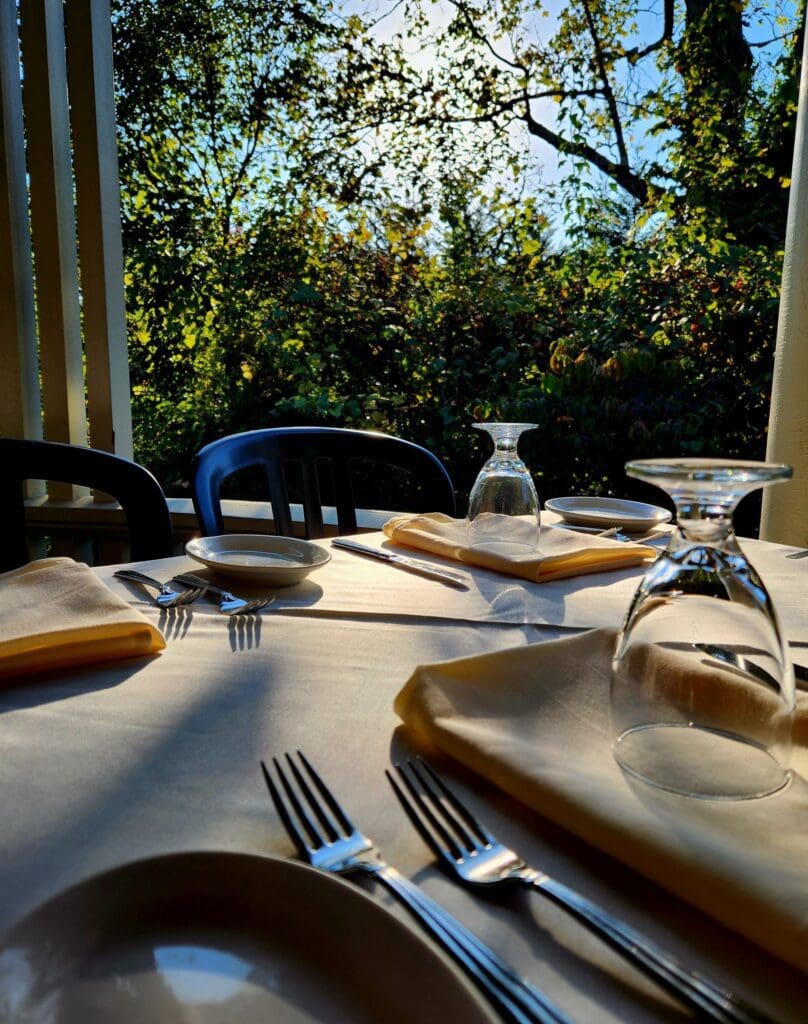 Lot 12 Public House Perfect Summer Evening